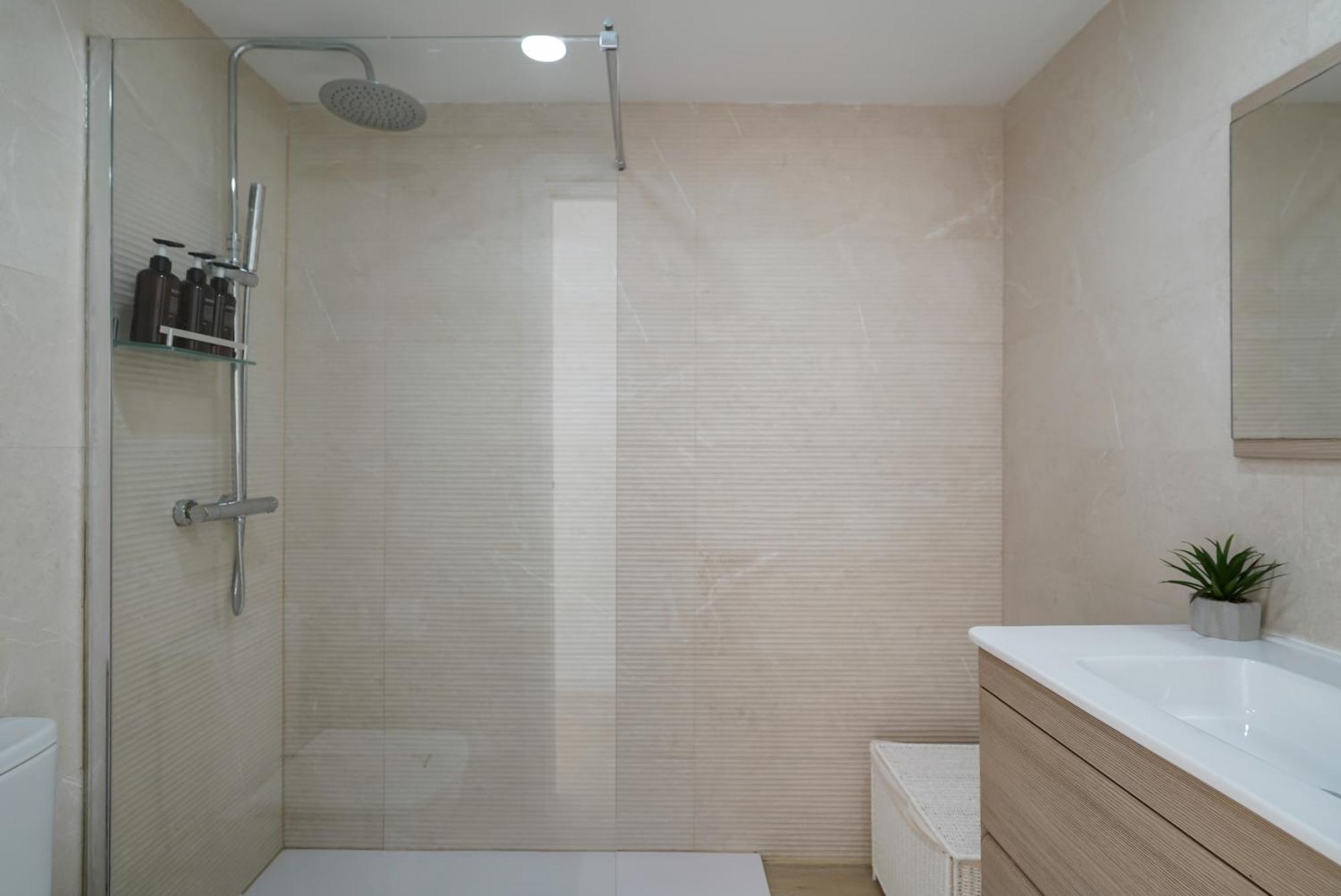 Nomad Malaga - Chic Apartament Center Torremolinos Exteriér fotografie